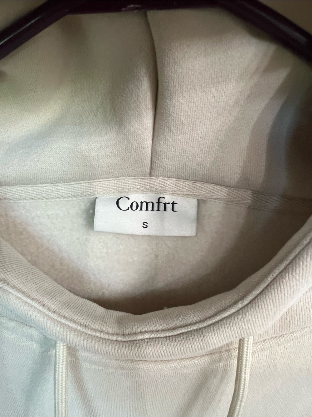Comfrt Hoodie - Picture 2 of 4